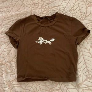 Cropped Dragon Graphic T-Shirt Brown